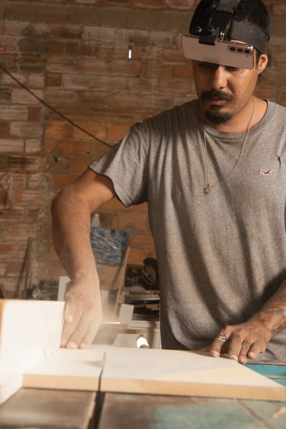 Trabalho real registrado na marcenaria durante a coleta de dados 1